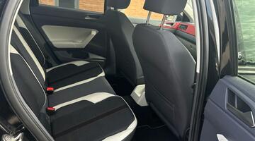 2020 Volkswagen 1.0 EVO beats Euro 6 5-door (Black) - Image: 22