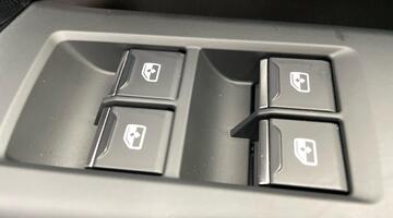 2025 Audi 100kWh Launch Edition Auto 5-door (Grey) - Image: 19