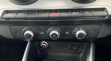 2019 Audi 2.0 TFSI 40 S line S Tronic quattro Euro 6 5-door (Grey) - Image: 14