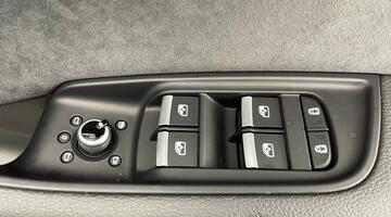 2025 Audi 3.0 TFSI V6 55 Black Edition Tiptronic quattro Euro 6 5-door (Black) - Image: 19