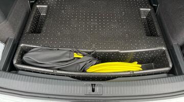 2023 Volkswagen TSI 13kWh R-Line DSG Euro 6 5-door (White) - Image: 18