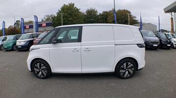 2025 Volkswagen Pro 79kWh Commerce Plus Auto 5-door (White) - Image: 26