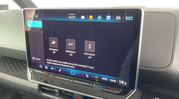 2025 Volkswagen Pro 79kWh Commerce Auto 5-door (Silver) - Image: 7