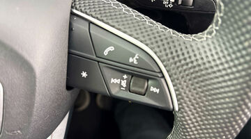 2025 Audi TFSI CoD 35 S line S Tronic Euro 6 5-door (Black) - Image: 12