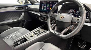 2025 CUPRA 2.0 TSI VZDSG 4-doorive Euro 6 5dr (Black) - Image: 6