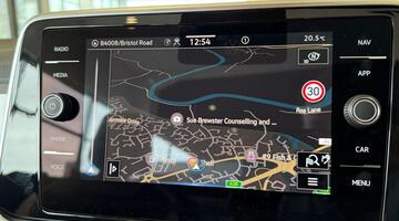 2025 Volkswagen TSI Style DSG Euro 6 5-door (Red) - Image: 26