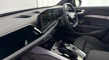 2025 Audi 2.0 TFSI S line S Tronic Euro 6 5-door (Black) - Image: 2