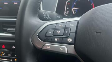 2024 Volkswagen TSI Style Euro 6 5-door (Black) - Image: 22