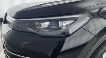 2025 Volkswagen TSI eHybrid 19.7kWh Elegance DSG Euro 6 5-door (Black) - Image: 40