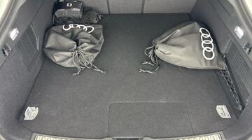 2025 Audi 2.0 e-hybrid5.9kWh Technik Saloon S Tronic quattro Euro 6 5-door (White) - Image: 29