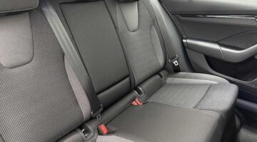 2025 Škoda TSI e-TEC MHEV ACT SE Technology DSG Euro 6 5-door (Silver) - Image: 9