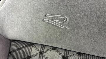 2022 Volkswagen TSI R-Line DSG Euro 6 5-door (Blue) - Image: 35