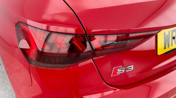 2023 Audi 2.0 TFSI Sportback S Tronic quattro Euro 6 5-door (Red) - Image: 32