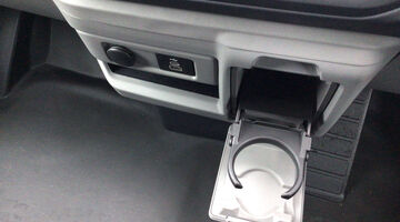 2025 Ford 320 Duratec 11.8kWh Trend Auto L1 Euro 6 5-door (White) - Image: 9