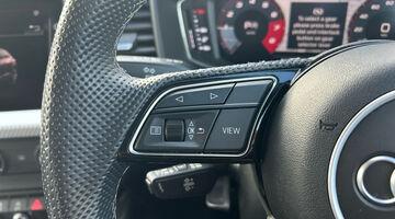 2022 Audi 1.0 TFSI 30 S line Sportback S Tronic Euro 6 5-door (Black) - Image: 36