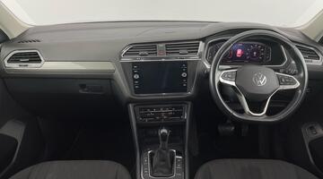 2021 Volkswagen 2.0 TDI Life DSG Euro 6 5-door (Silver) - Image: 8