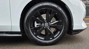 2025 Volkswagen Pro 77kWh Match Plus Fastback Auto 5-door (Multicolour) - Image: 8