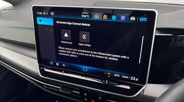 2025 Volkswagen TSI R-Line Euro 6 5-door (Grey) - Image: 22