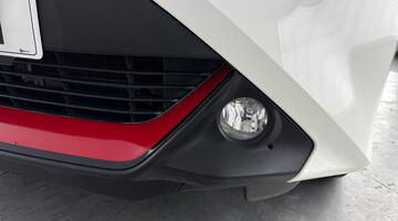 2020 Toyota 1.0 VVT-i x-trend Funroof x-shift Euro 6 5-door (White) - Image: 42