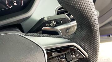 2022 Audi 93.4kWh Auto quattro 4-door (Grey) - Image: 12