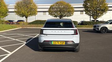 2025 Volvo Twin Performance 69kWh Ultra Auto 5-door (Blue) - Image: 10