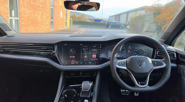 2025 Volkswagen 3.0 TDI V6 Black Edition Tiptronic 4Motion Euro 6 5-door (Grey) - Image: 8