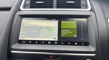 2019 Jaguar 2.0 D180 R-Dynamic S Auto Euro 6 5-door (Grey) - Image: 18