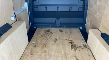 2025 Volkswagen 2.0 TDI C20 Commerce SWB Euro 6 5-door (White) - Image: 27