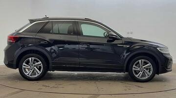 2025 Volkswagen 2.0 TDI R-Line DSG Euro 6 5-door (Black) - Image: 4