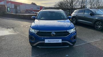 2025 Volkswagen TSI Match DSG Euro 6 5-door (Blue) - Image: 7