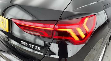 2025 Audi TFSI CoD 35 S line S Tronic Euro 6 5-door (Black) - Image: 28
