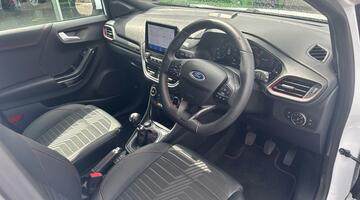 2023 Ford 1.0T EcoBoost MHEV ST-Line X Euro 6 5-door (White) - Image: 6