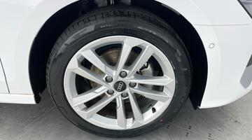 2025 Audi TFSI 30 Sport Euro 6 4-door (White) - Image: 5