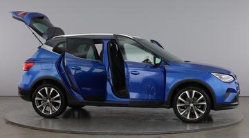 2024 SEAT 1.0 TSI FR Limited Edition DSG Euro 6 5-door (Blue) - Image: 10