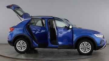 2022 Volkswagen 1.0 TSI Life Euro 6 5-door (Blue) - Image: 10