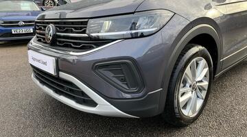 2025 Volkswagen 1.0 TSI Match Euro 6 5-door (Grey) - Image: 28