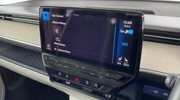 2024 Volkswagen Pro 77kWh Style Auto 5-door (Blue) - Image: 17