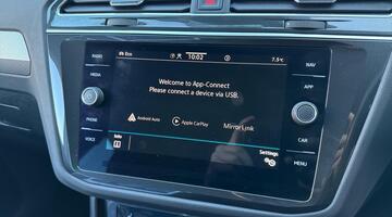 2022 Volkswagen TSI Active DSG Euro 6 5-door (Blue) - Image: 31