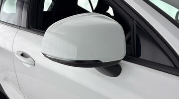 2021 Volvo T2 Momentum Core Euro 6 5-door (White) - Image: 36