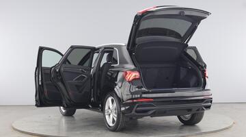 2025 Audi TFSI CoD 35 S line S Tronic Euro 6 5-door (Black) - Image: 11