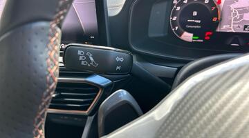 2025 CUPRA ETSI Shadow Edition DSG Euro 6 5-door (Blue) - Image: 27