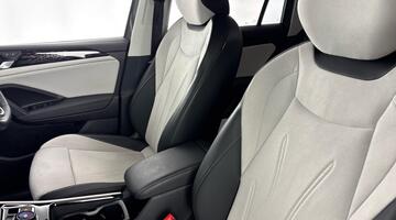 2025 Volkswagen ETSI MHEV Elegance DSG Euro 6 5-door (Green) - Image: 39