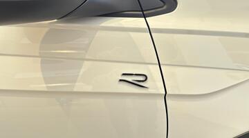 2025 Volkswagen TSI Black Edition DSG Euro 6 5-door (Multicolour) - Image: 11