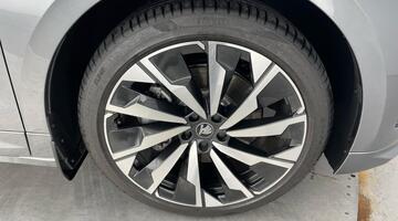 2025 Škoda 82kWh 85x SportLine Auto 4WD 5-door (Grey) - Image: 5