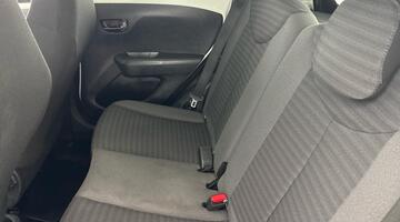 2020 Toyota 1.0 VVT-i x-trend Funroof x-shift Euro 6 5-door (White) - Image: 37