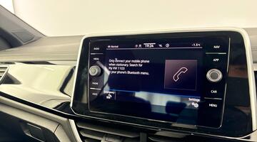 2022 Volkswagen TSI R-Line DSG Euro 6 5-door (White) - Image: 16