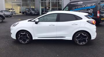 2025 Ford Standard Range 43kWh Premium Auto 5-door (White) - Image: 31