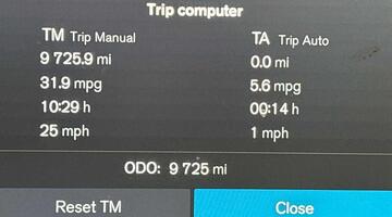 2024 Volvo 2.0 B3 MHEV Plus DCT Auto Euro 6 5-door (Blue) - Image: 12