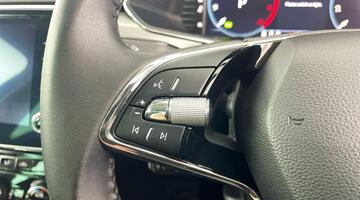 2023 Škoda 2.0 TDI SE L DSG Euro 6 5-door (Blue) - Image: 22