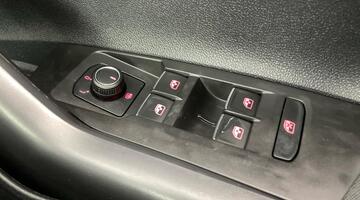 2019 Volkswagen 1.0 TSI SE Euro 6 5-door (White) - Image: 19